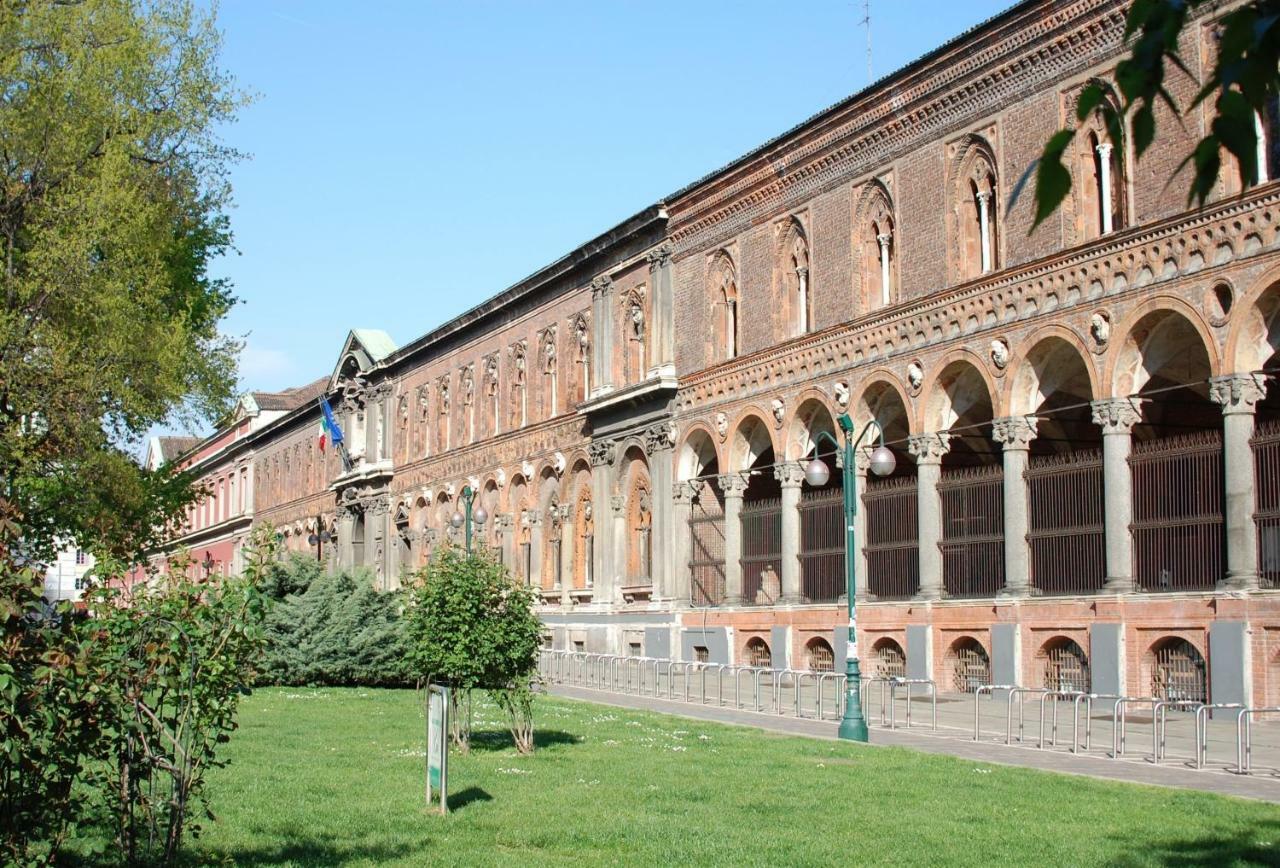 Cosy Apartment 2 Minutes From Duomo Milano Ngoại thất bức ảnh
